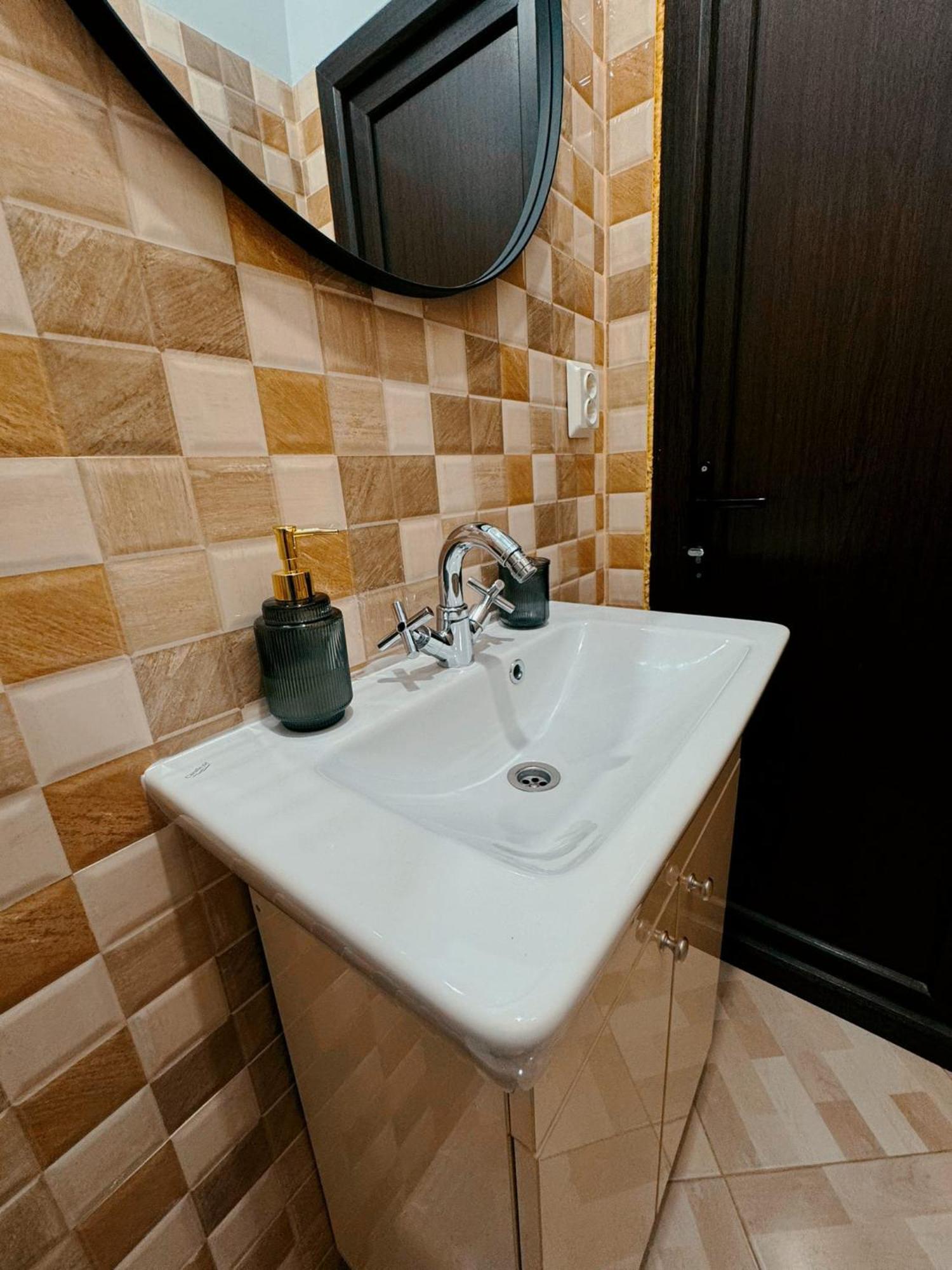 Abbey Rosetti Apartment *